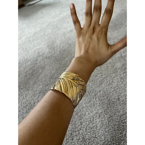 wide gold cuff leaf bracelet bangle large wedding metal boho chunky statement - Picture 8 of 9